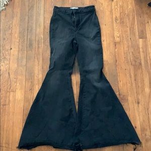 Free people just float on flares! Size 27 short.